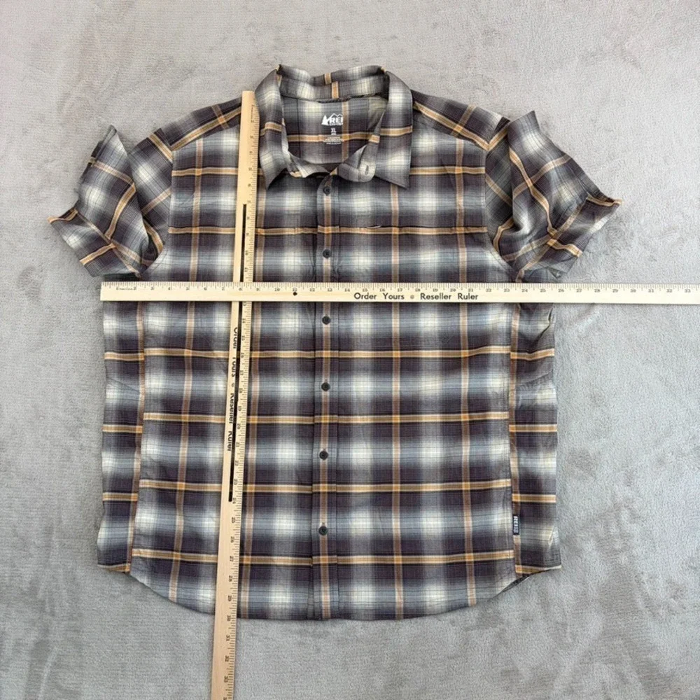 REI Co Op Sahara Tech‎ Shirt in Brown Plaid Men XL Outdoor Vented Hiking NWOT